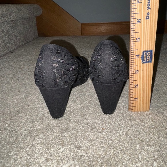 Seychelles Black Lace Wedge Heel Pumps Women's‎ Dress Shoes Classic size 10 - Picture 3 of 7